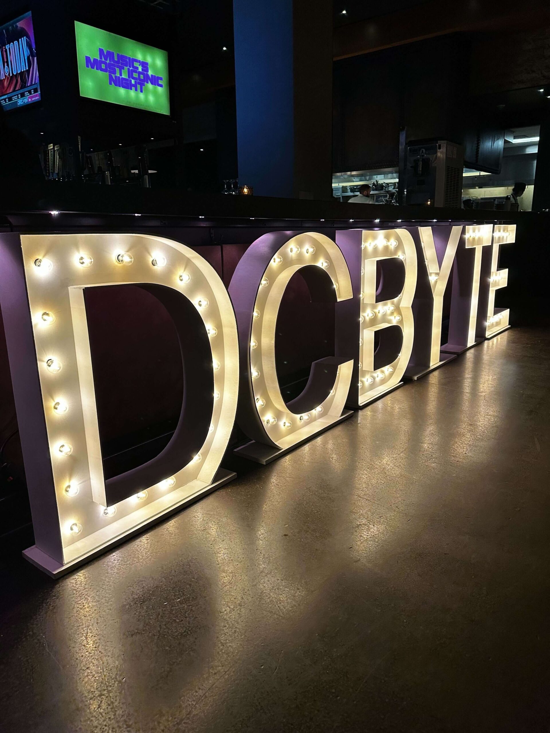 DataCloud 1 - DC Byte Neon DC Byte Americas